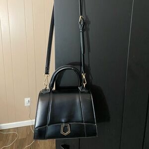 Chunky black crossbody purse